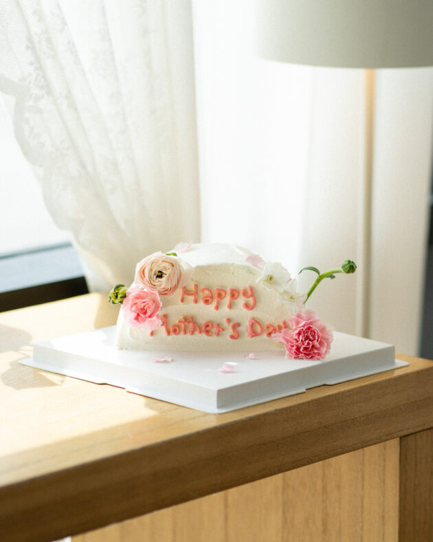 Mother's Day Edition Cake - Image 2