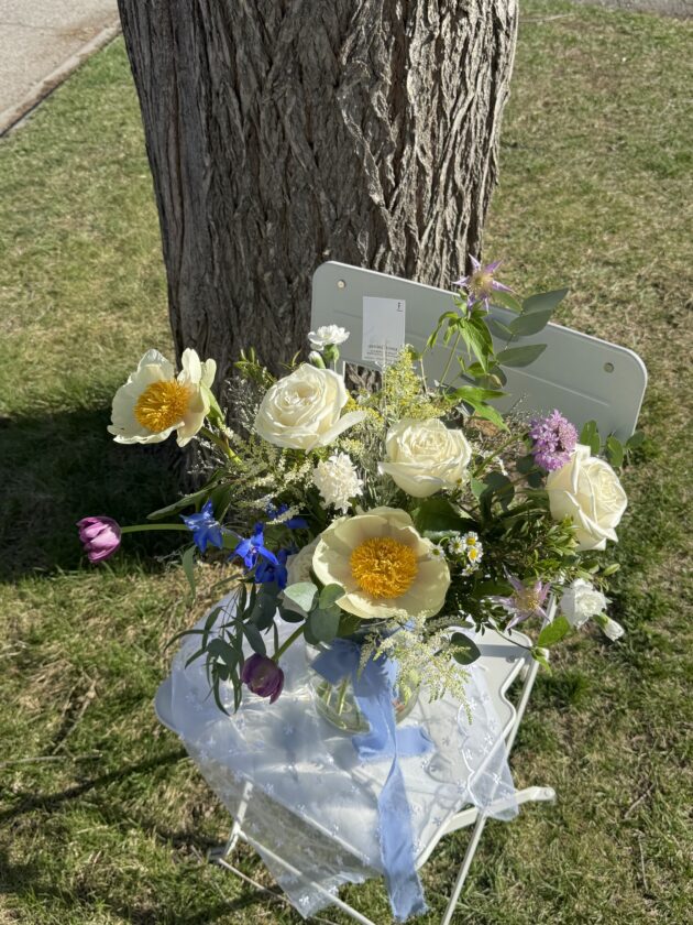 Florist Design Vase - Image 3