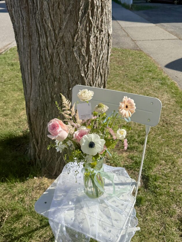 Florist Design Vase - Image 2